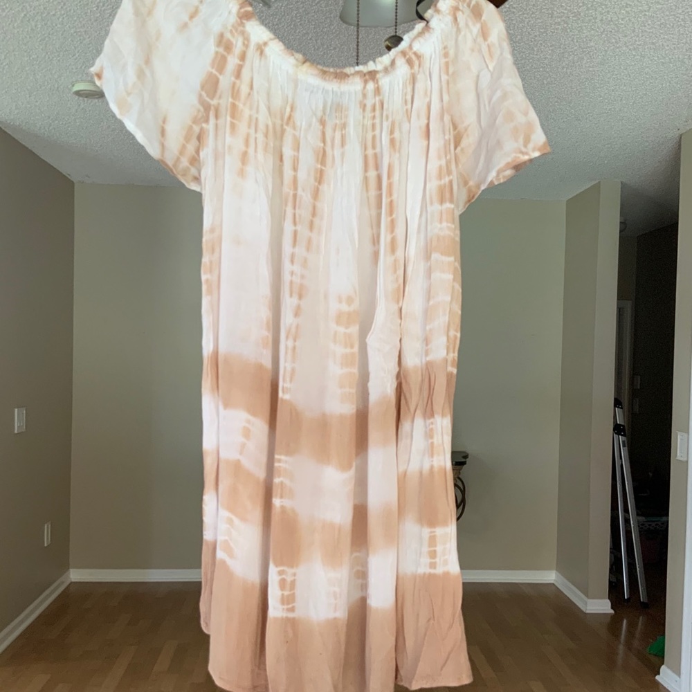 FOREVER 21 Contemporary Dress